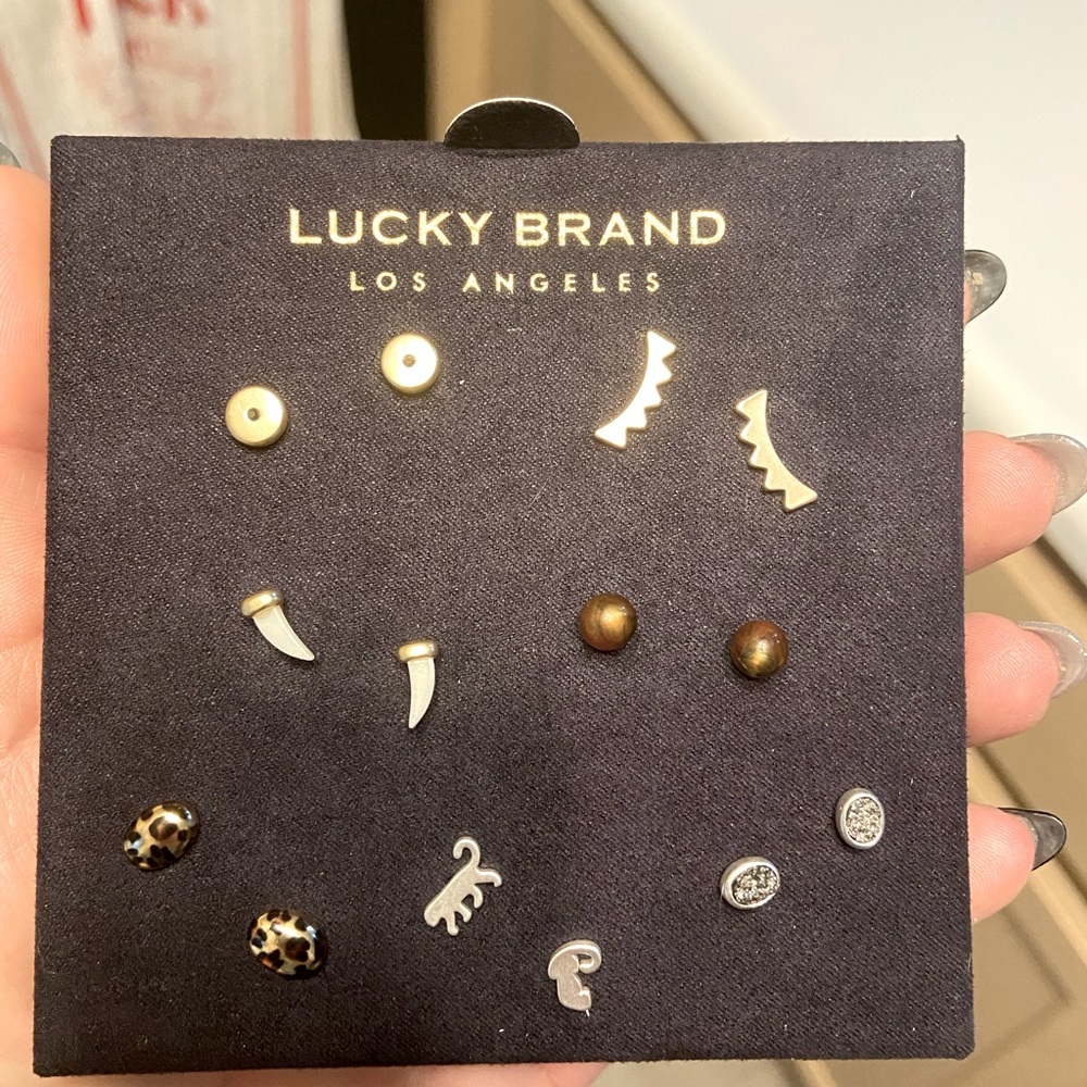 😀Lucky Brand Set of 7 Earrings*